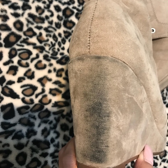 Tan booties - Picture 3 of 3